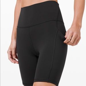 Lululemon Black Align Short 8” *Pocket size 4!